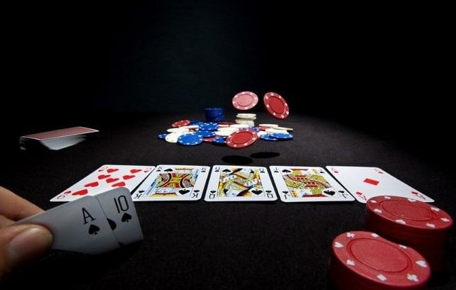 Dragon Tiger Club کیسینو میں ایک آن لائن گیم کا انتخاب کریں۔